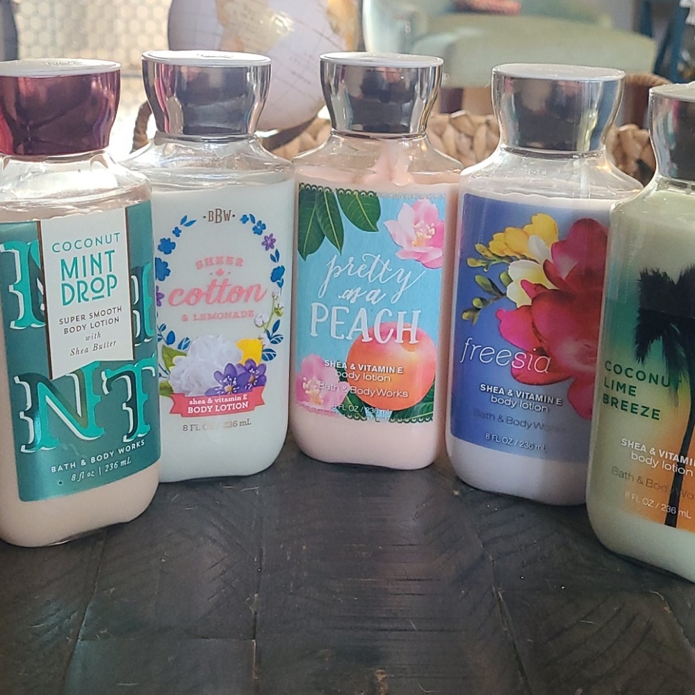 Bath and body works lotion set